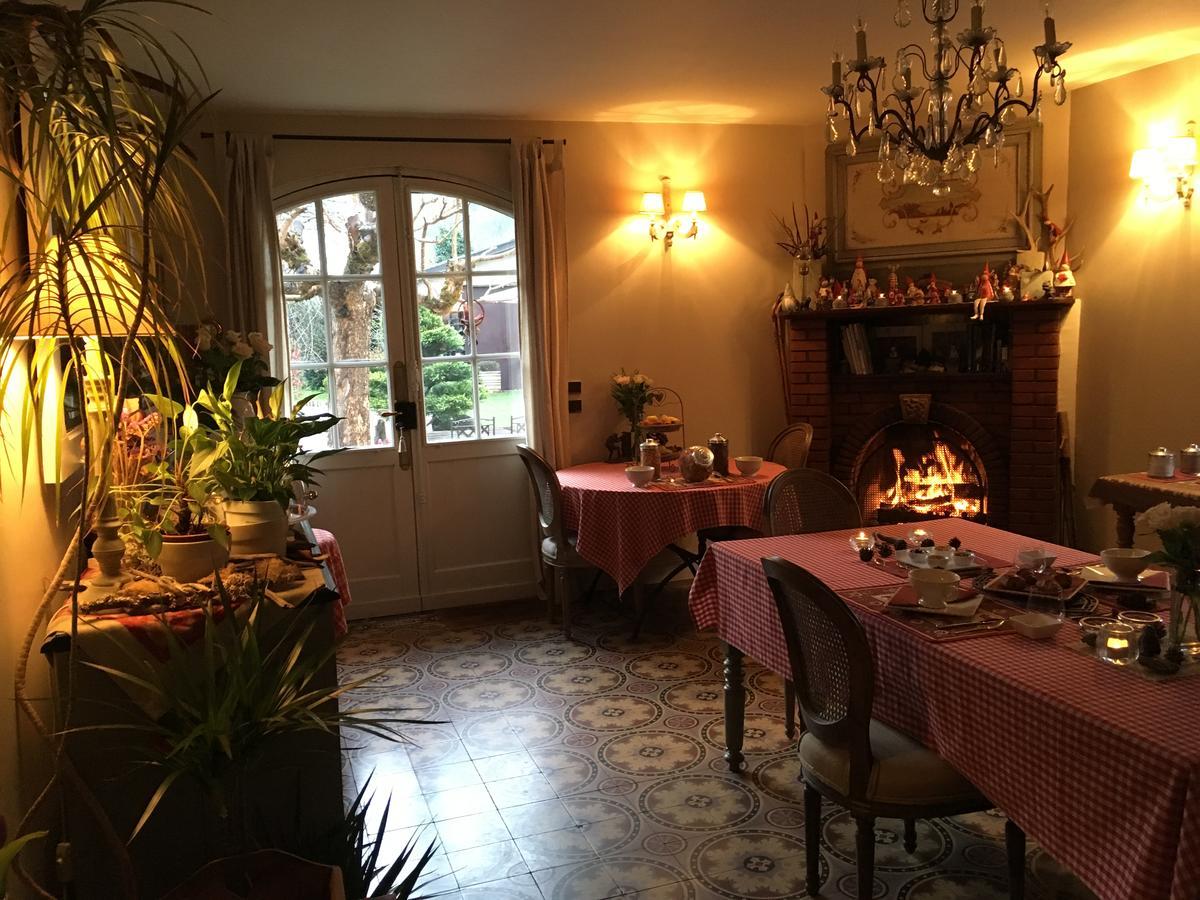 B & B Au Dela Du Temps Saint-Mamet Экстерьер фото
