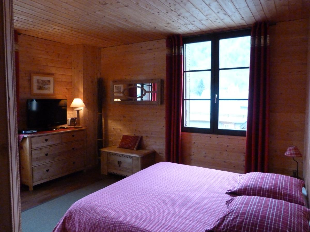 B & B Au Dela Du Temps Saint-Mamet Экстерьер фото